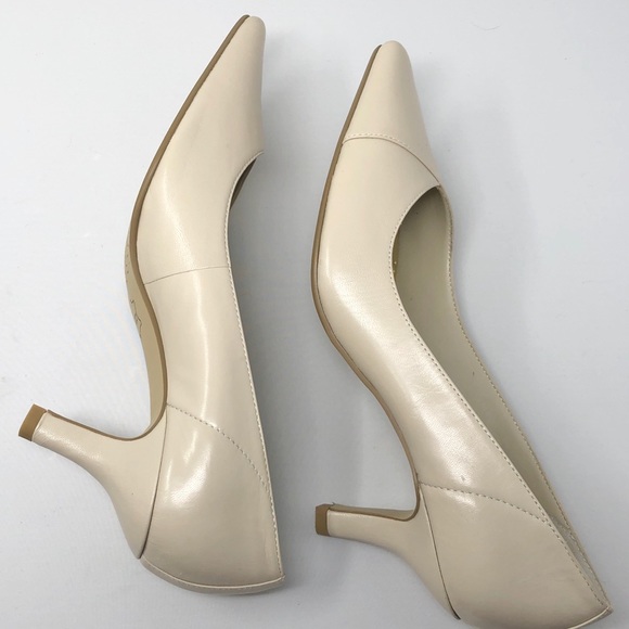 Bundle 2 Bella Vita WOW Kitten Heels Size 8W NWOT - Picture 3 of 8